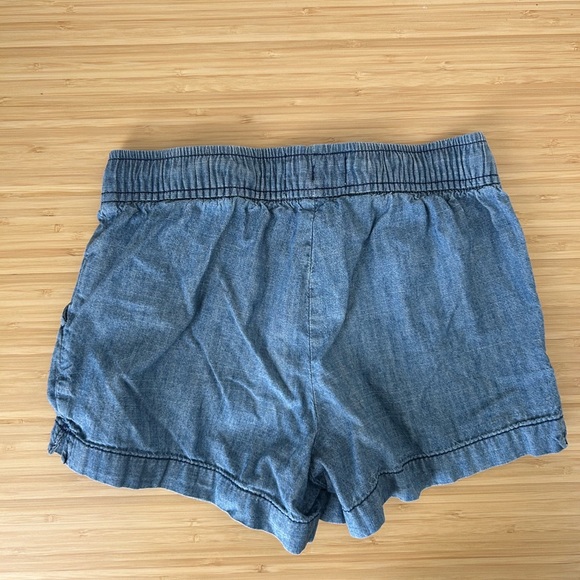 Used, Old Navy, drawstring shorts, girls. - Picture 2 of 3
